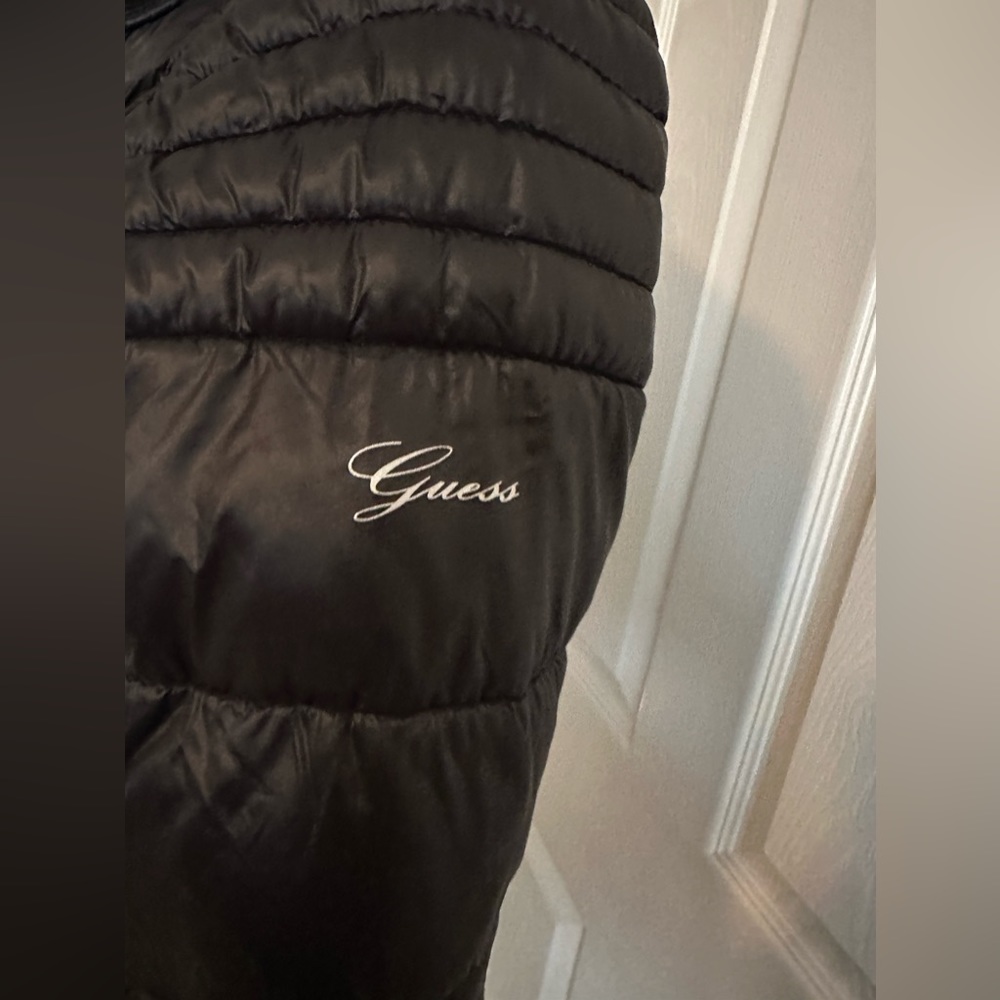 Guess reversible jacket - Picture 3 of 5
